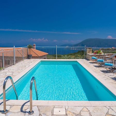 Guiscardos Luxury Villa Fiskardo Exterior photo