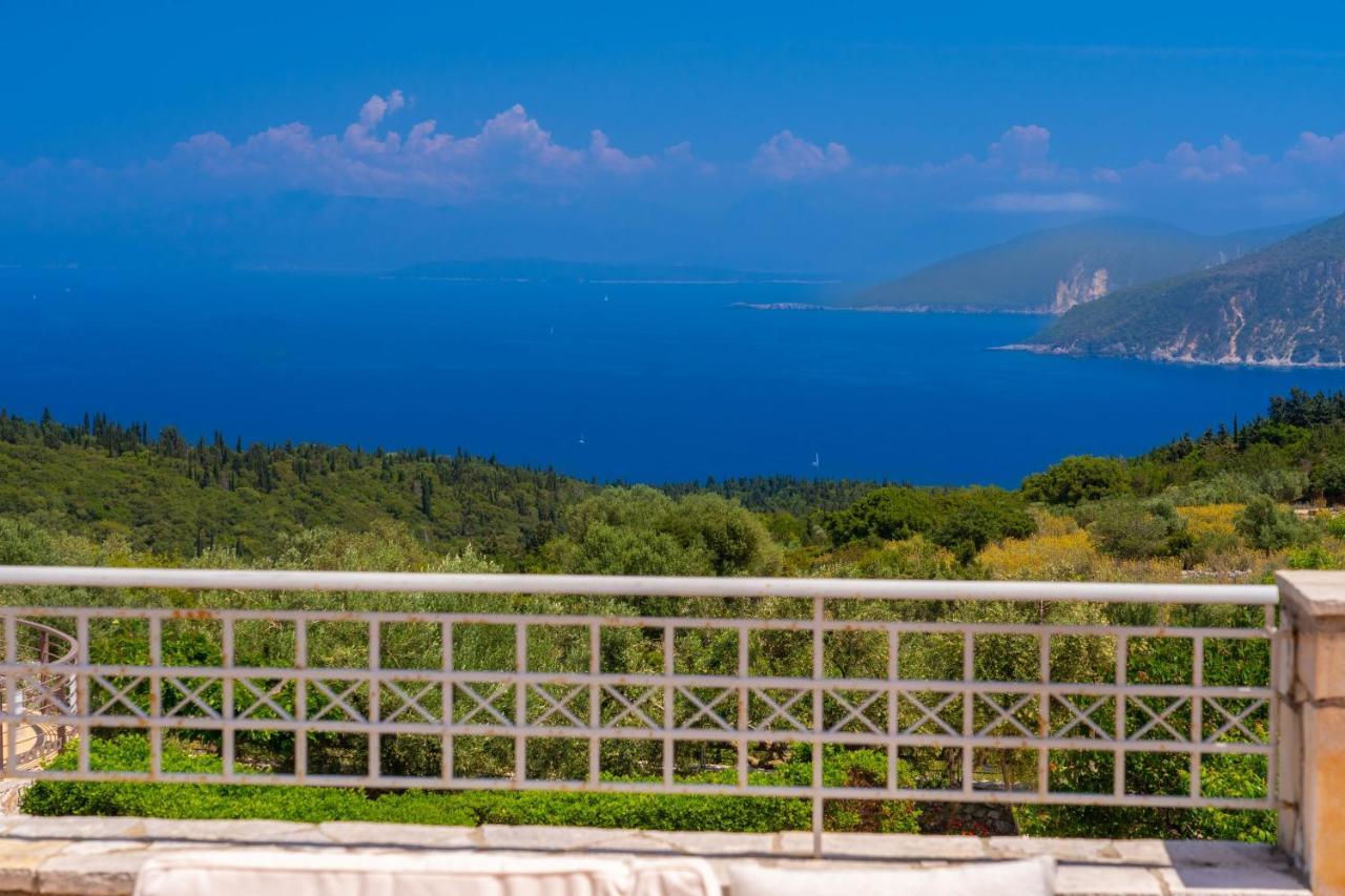 Guiscardos Luxury Villa Fiskardo Exterior photo