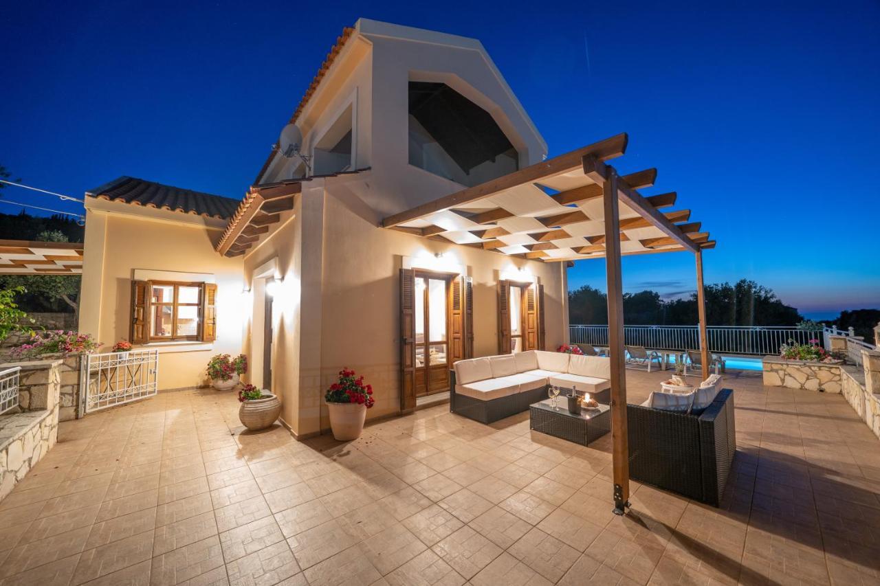 Guiscardos Luxury Villa Fiskardo Exterior photo